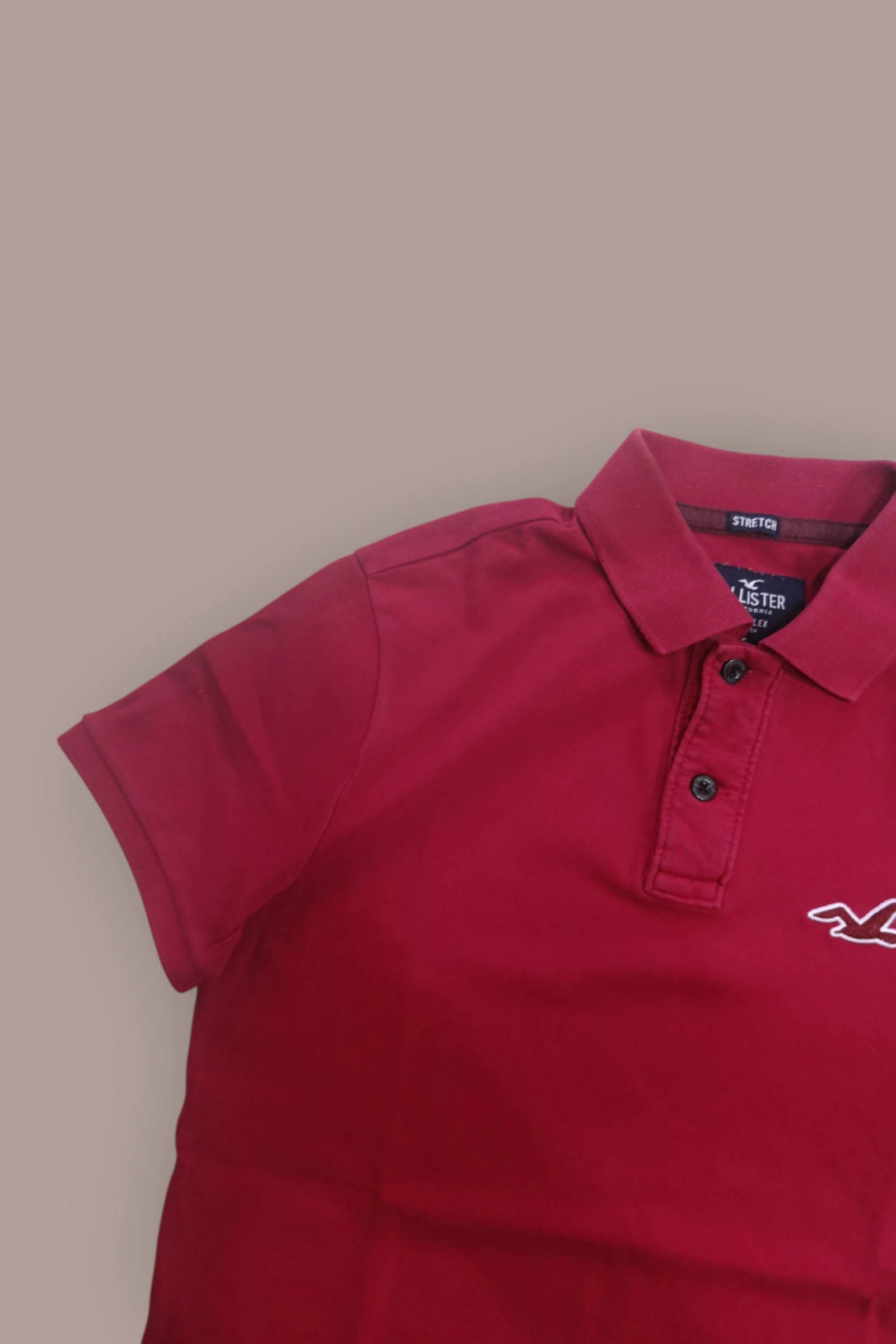 | Polo Hollister Masculino | Cor Vermelha | Short Elástico | Manga Casual | Tamanho PP | – photo 3